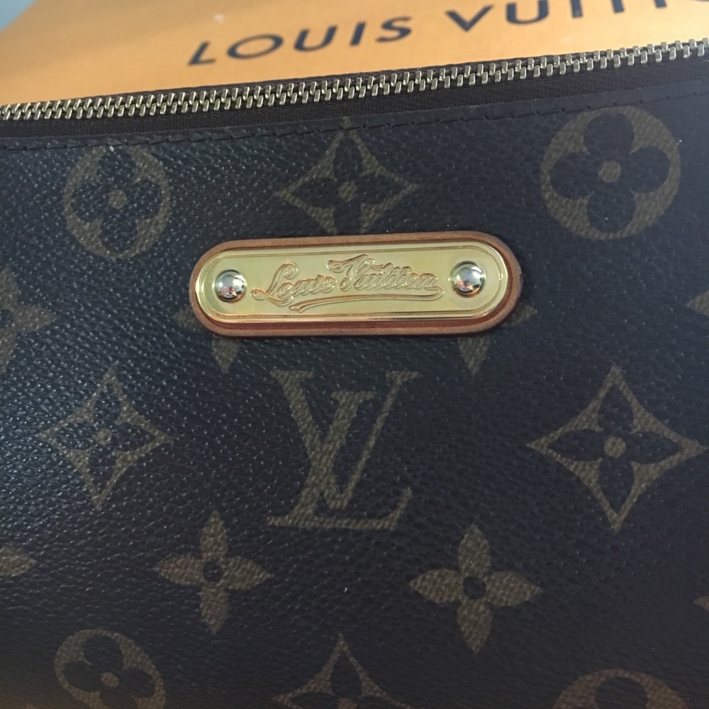 Eva monogram - Picture 5 of 8